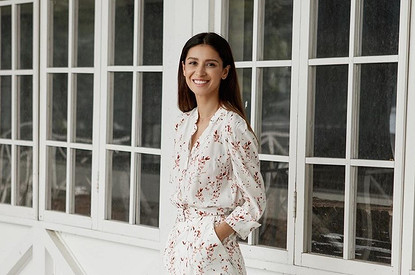 Равшана Куркова впервые в жизни сменила цвет волос