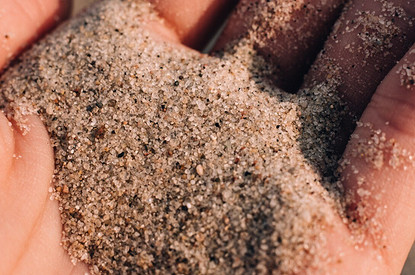 Спросили уролога: как вывести песок из почек