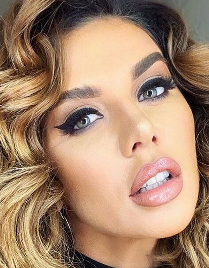 Анна Седокова осадила критиков в Instagram