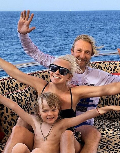 Евгений Плющенко мечтает заработать на яхту