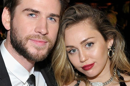 Лиам Хемсворт нарушил молчание, узнав о поцелуе Майли Сайрус и Кейтлинн Картер