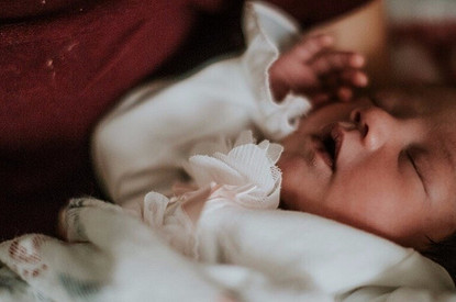 Как правильно стричь ногти новорожденному: самый простой способ