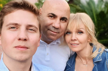 Сын Валерии решил не тратить деньги на свадьбу (на торжестве мамы не было)