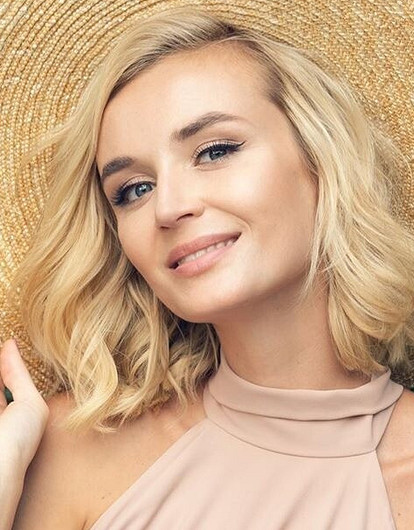 «Скушай что-нибудь калорийное»: Полину Гагарину раскритиковали за худобу