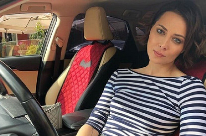 «Взяток никто не дождался»: Настасью Самбурскую возмутило поведение сотрудников ГИБДД