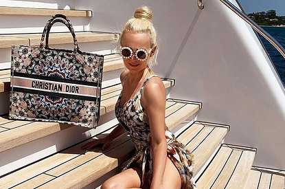 Они набирают миллионы просмотров: Яна Рудковская заявила, что хочет застраховать свои ноги