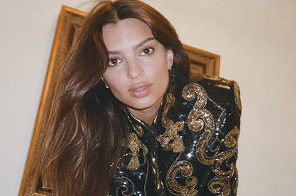 Эмили Ратаковски прокомментировала слухи о своей беременности