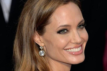 Анджелина Джоли завела YouTube-канал (видео)