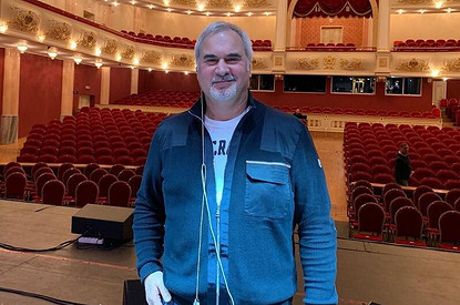 «Мое продолжение»: Валерий Меладзе впервые показал сына от Альбины Джанабаевой