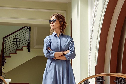 Ксения Собчак в облегающем платье подогрела слухи о том, что она находится в положении