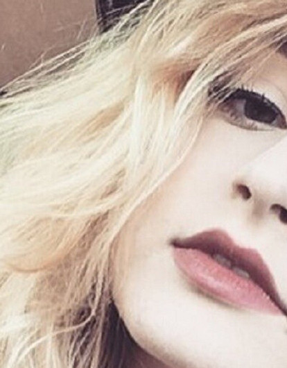 Анжелика Варум рассказала, что ее дочь работает официанткой в США