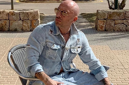Дмитрий Нагиев поздравил сына с днем рождения пикантным снимком