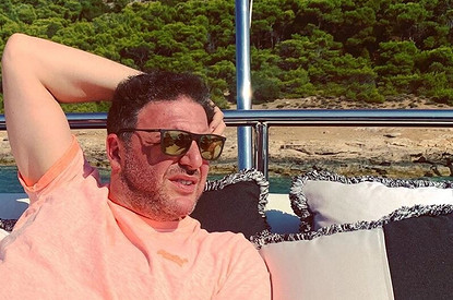 Максим Виторган увез молодую возлюбленную Нино Нинидзе в Грецию