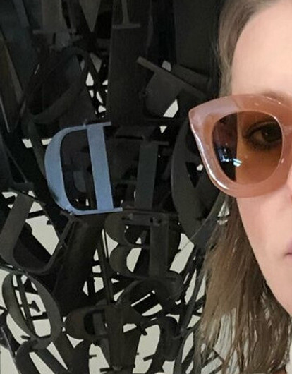 Ксения Собчак показала, как парится с маленьким сыном и лучшим банщиком