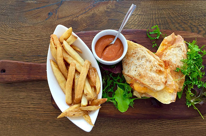 9 продуктов, которые можно есть после ужина без вреда для фигуры