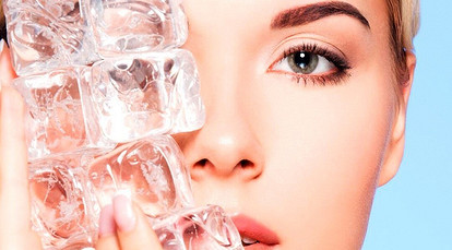 Стоит ли протирать лицо льдом: польза и вред. Почему обтирать кожу лица кубиками льда вредно
