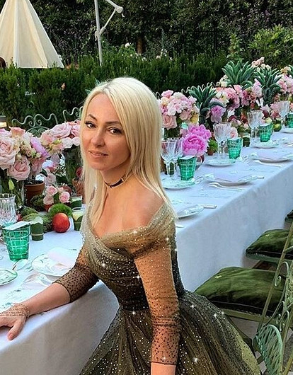 Яна Рудковская заплатит 1 миллион рублей тому, кто разоблачит Лену Миро