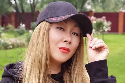 Анита Цой выполняет опасные трюки несмотря на лишний вес