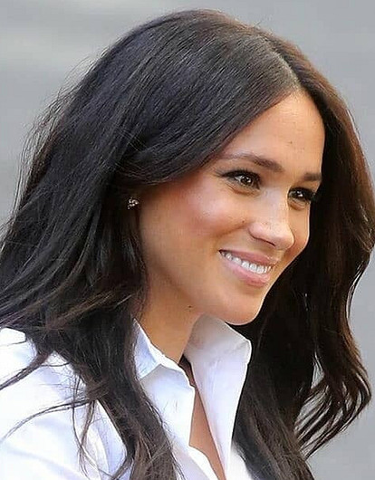 Меган Маркл представила свою капсульную коллекцию одежды (не обошлось без благотворительности)