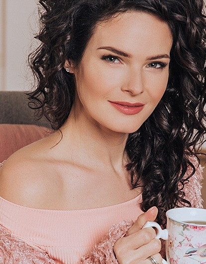 «Я открыта к покорению новых вершин»: эксклюзивное интервью с Анной Песковой