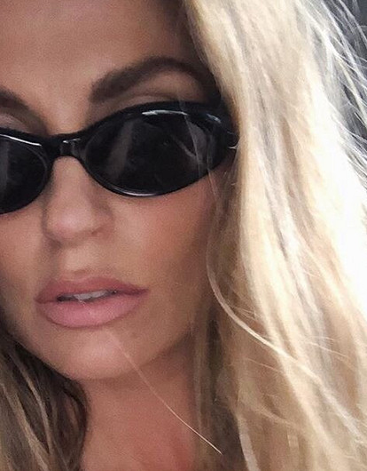 «Рукалицо»: Саша Савельева похвасталась спортивной фигурой и возмутила «яжматерей»