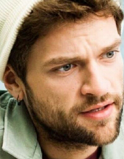 «Благословите меня, я — шалун»: Кирилл Нагиев примерил образ священника