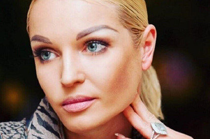 «Они живут на деньги, отнятые у меня!»: Анастасия Волочкова заявила, что экс-супруг тратит на новую пассию ее средства