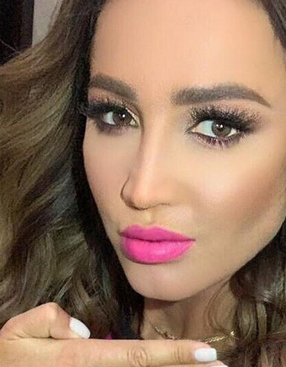 «Я — красотка»: Ольга Бузова сравнила себя с Дженнифер Лопес