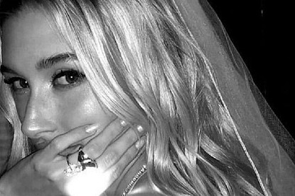 Хейли Бибер устроила развратный девичник