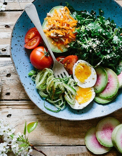 Опять эти дни: диета, которая поможет пережить ПМС