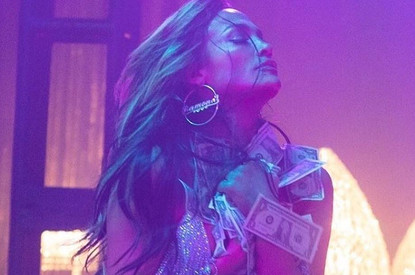 Танцовщица подала в суд на Дженнифер Лопес после фильма «Стриптизерши» (видео)