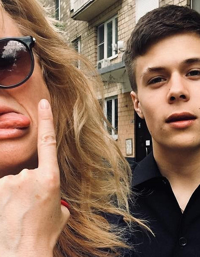 Анна Михалкова столкнулась с оскорблениями и угрозами из-за выпавшей из окна модели (подруги ее сына)