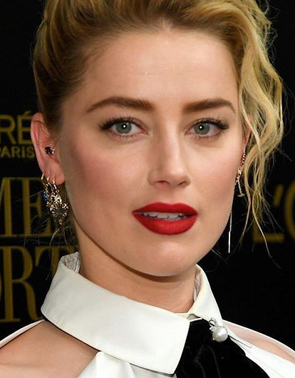 Эмбер Херд застали за поцелуями с оператором Бьянкой Бутти