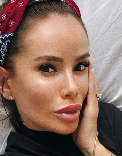 «Всероссийская бывшая»: Айза отреагировала на истерику Гуфа и сообщила о расставании со вторым мужем