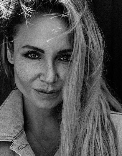 Ляйсан Утяшева вновь кардинально сменила имидж (прощайте, волосы)