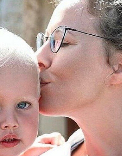 Ксения Собчак поделилась новыми фотографиями сына Платона (такой милашка)