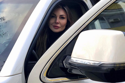 «Ему нужен хозяин»: Наталья Бочкарева продает «легендарный» кадиллак, которым управляла в день задержания