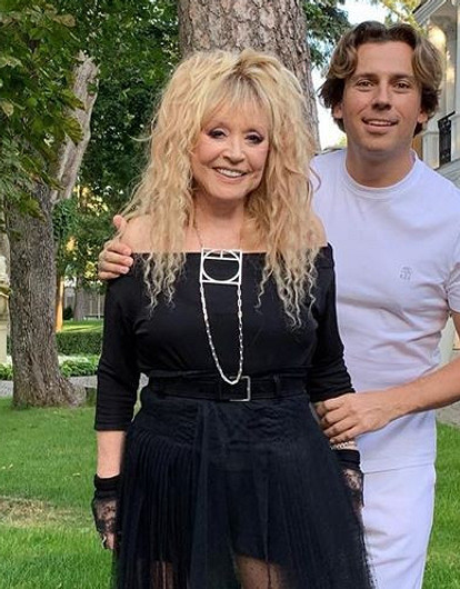 Алла Пугачева и Максим Галкин выступили против строительства многоэтажек рядом со своим замком