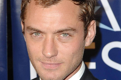 «Живем лишь раз»: Джуд Лоу рассказал о своей любви к голодовкам (видео)