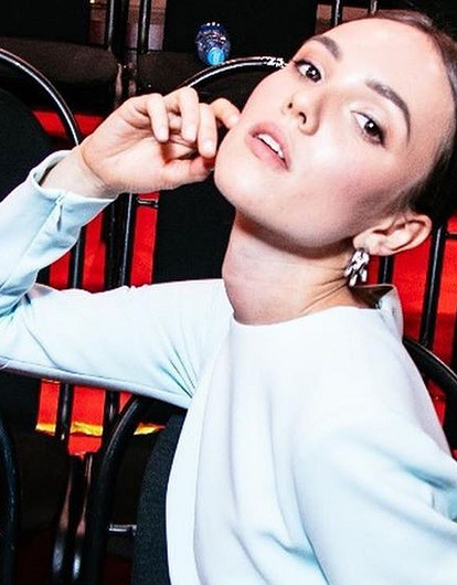 Стася Милославская устроила Александру Петрову вечеринку-сюрприз в честь дня рождения (видео)