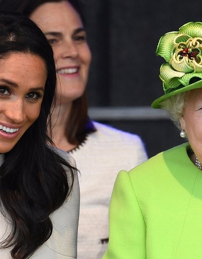 Елизавета II предлагала принцу Гарри и Меган Маркл отказаться от титулов до свадьбы