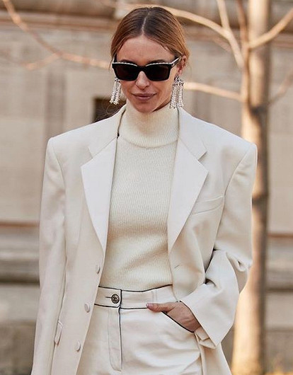 Что носить, если у тебя маленькая грудь и широкие бедра