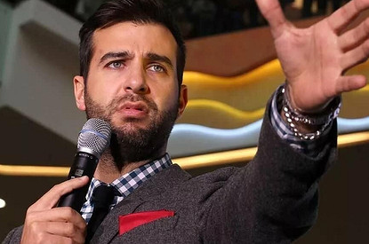 Иван Ургант извинился перед православными за религиозную шутку