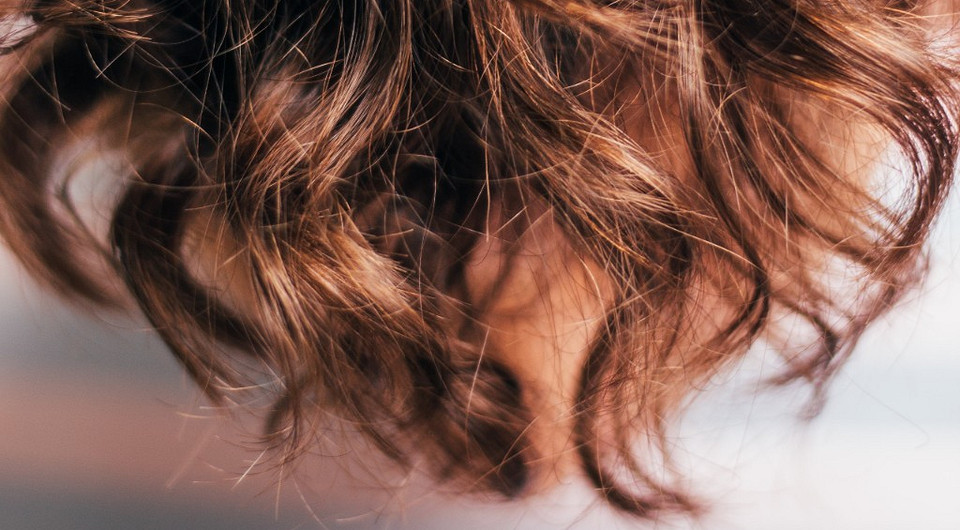 Прическа не спасет: 5 признаков плохого ухода за волосами