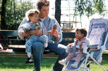 «Шапочку наденьте»: непрошеные советы, которые бесят молодых родителей