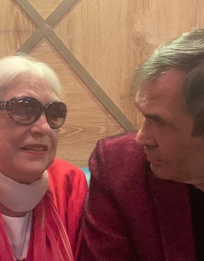 Лидию Федосееву-Шукшину заметили в компании молодого мужчины после конфликта с Алибасовым