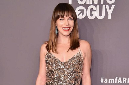 Милла Йовович рассказала, как собирается похудеть после третьих родов (видео)