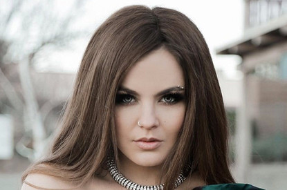 Солистка Little Big Софья Таюрская рассказала о борьбе с лишним весом и расстройстве пищевого поведения