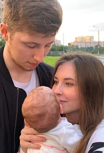 Юлия Липницкая впервые показала лицо четырехмесячной дочери
