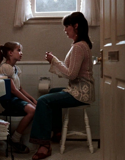 Тревога, интерес или аутоагрессия: как понять, с чем связаны прикосновения ребенка к своему телу